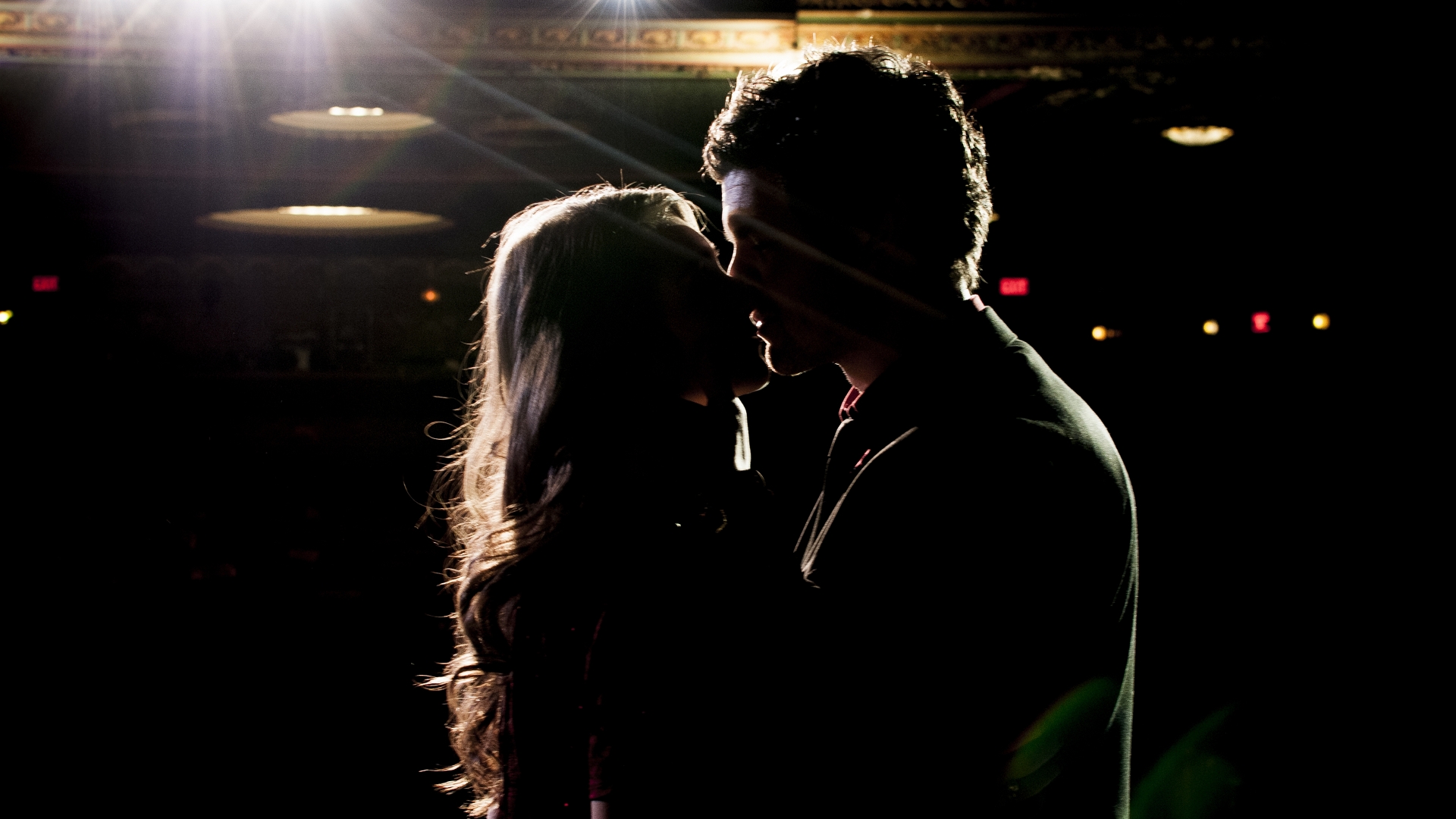 Freepik - Ljubav iza kulisa– kabare u pozorištu Zora