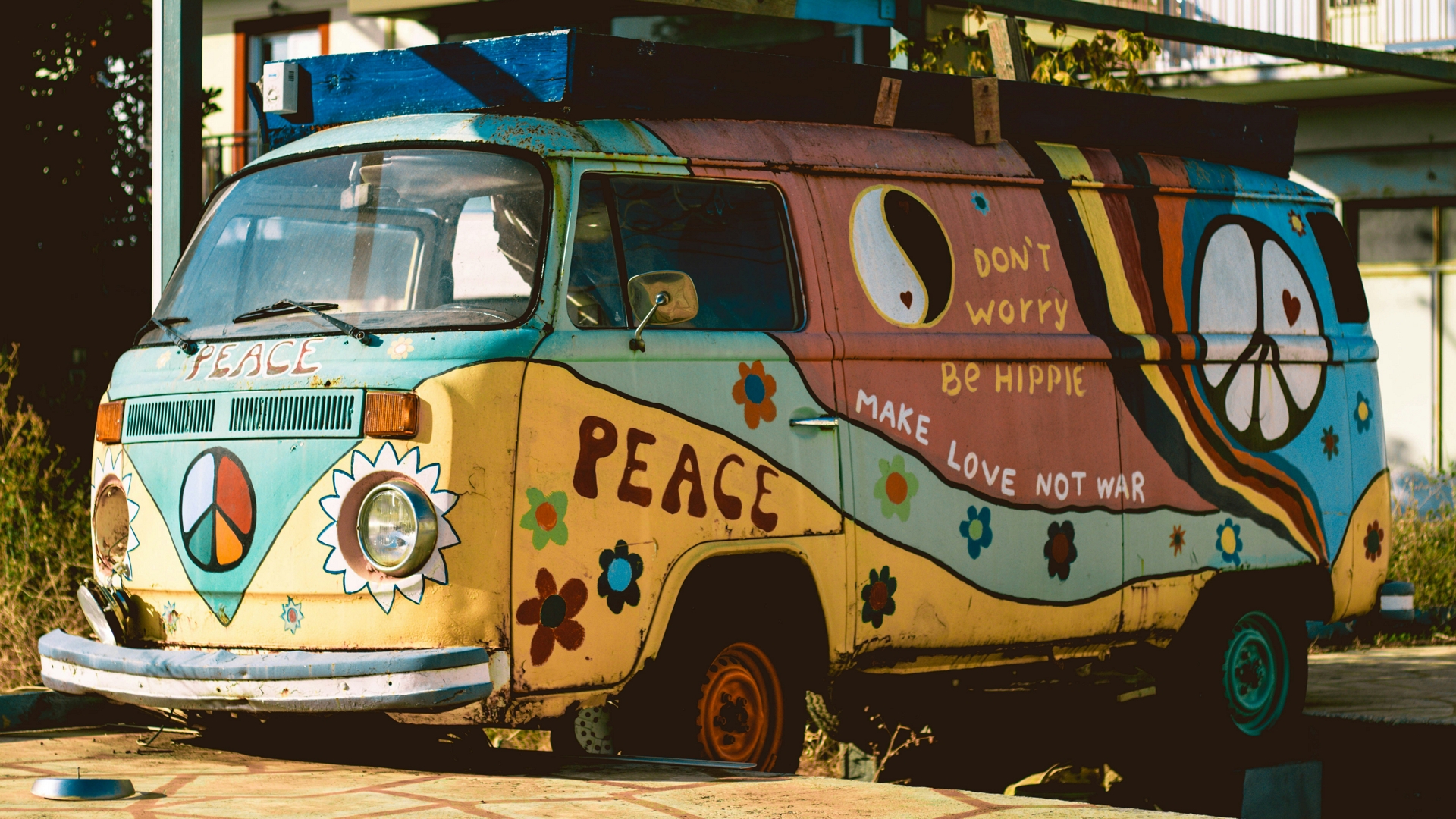 Unsplash - Izložba o “Deci cveća (ili za njih) u borskoj biblioteci