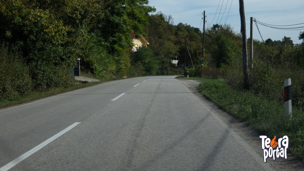 Autobuska-stajalista-Crta-03