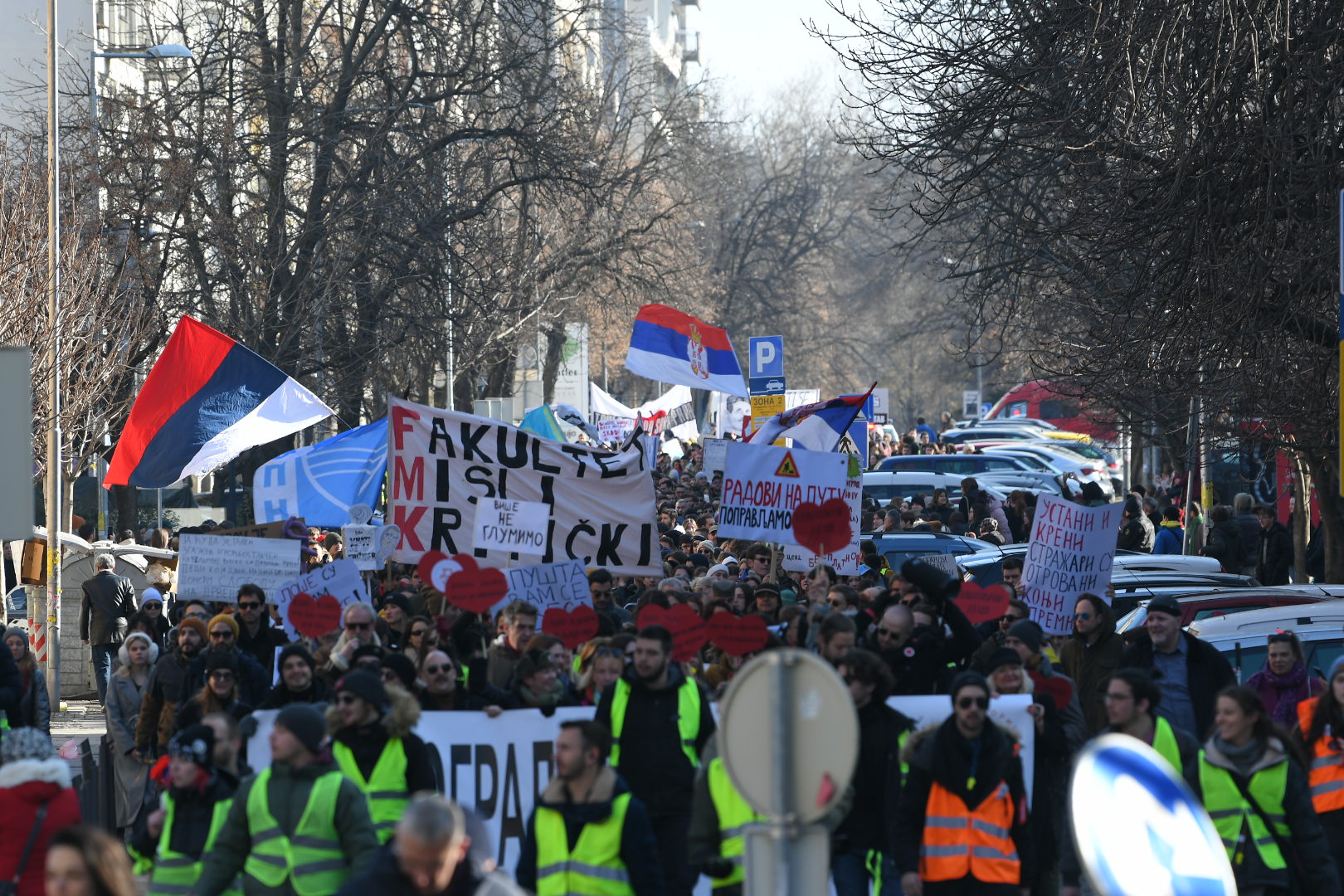 Protestna šetnja "Putujuće pozorište"