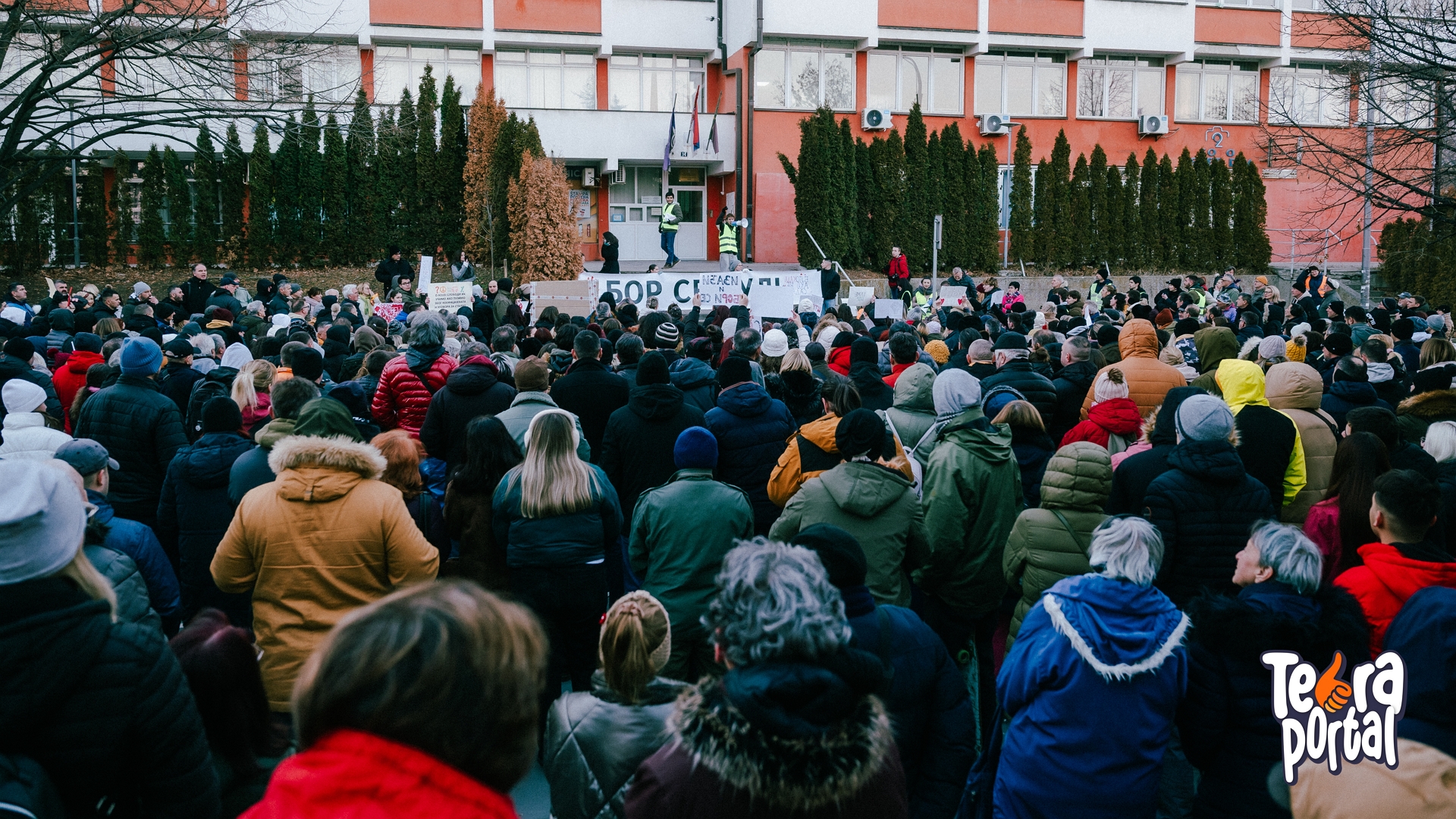 Protesti_naslovna