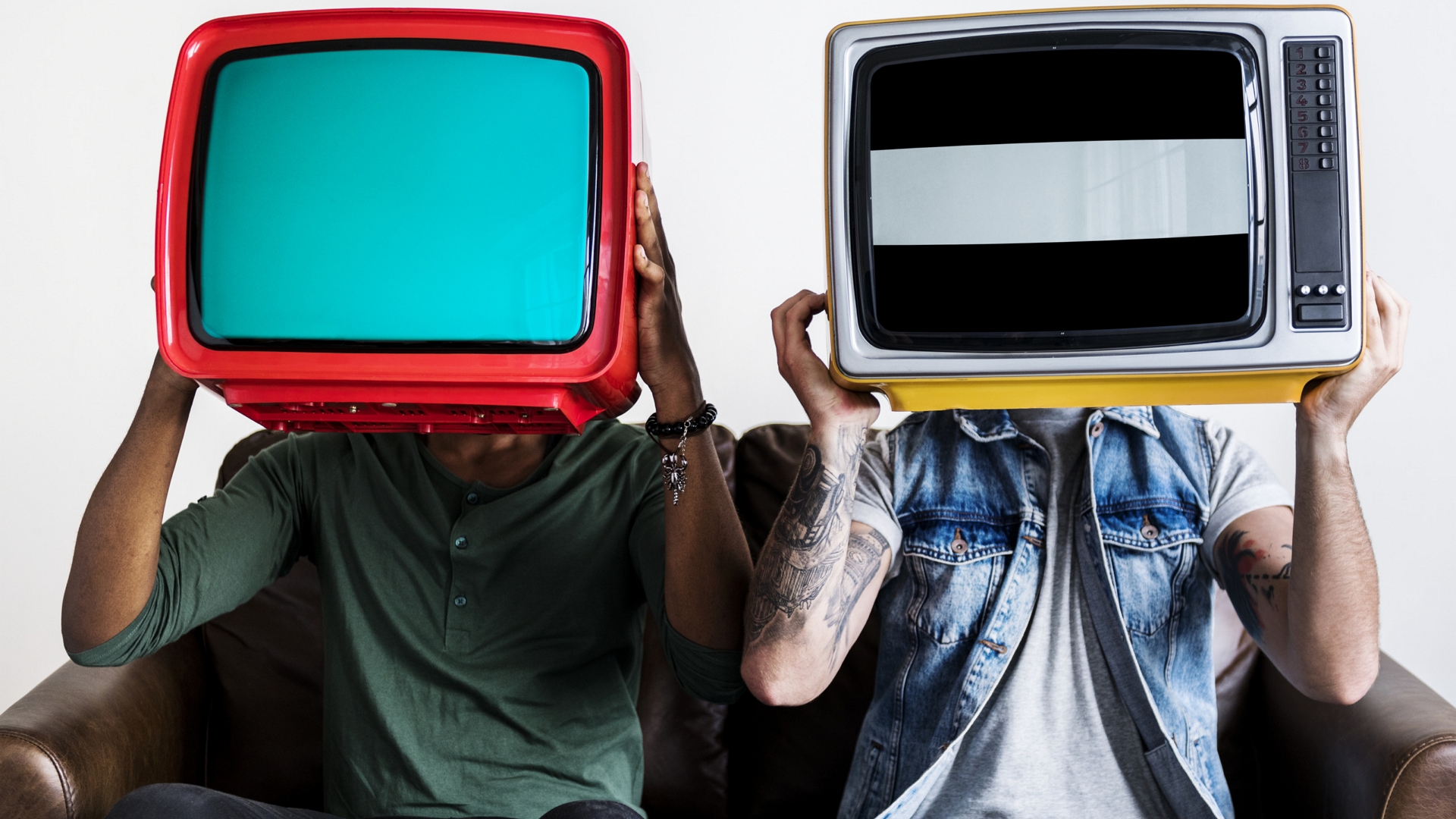 people-holding-retro-television-each-other-scaled1