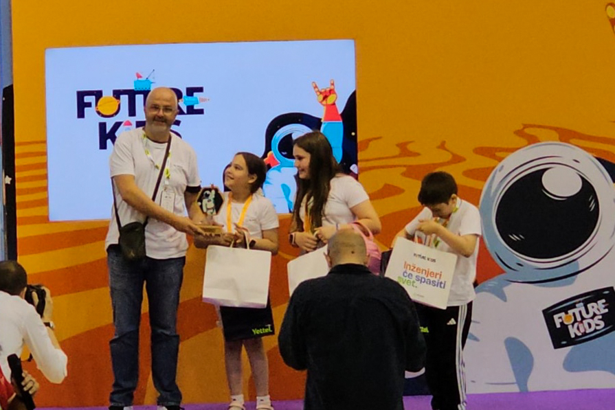 Mladi-programeri-iz-Bora-osvojili-bronzu-na-Future-Kids-hakatonu-u-Beogradu-02
